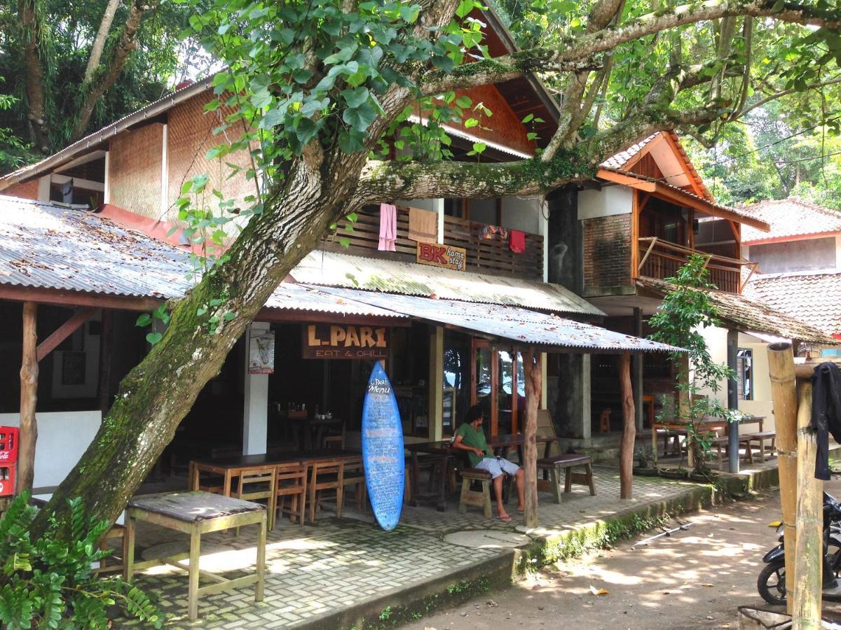 Bk Homestay, バツカラス エクステリア 写真