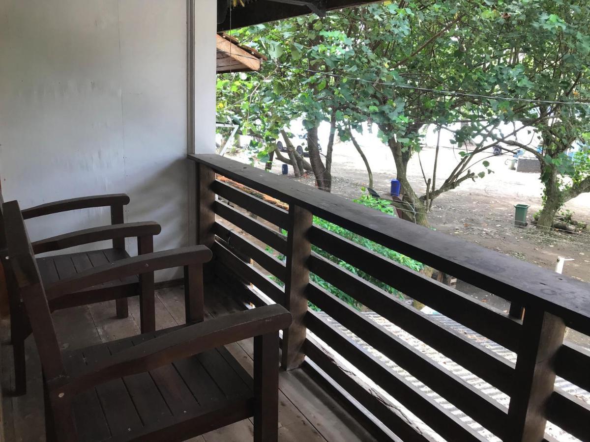 Bk Homestay, バツカラス エクステリア 写真